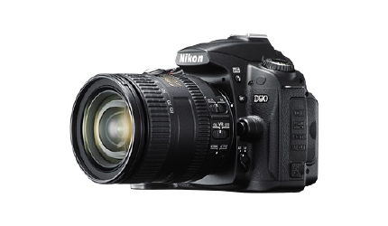 Nikon D90 Kit 18-105